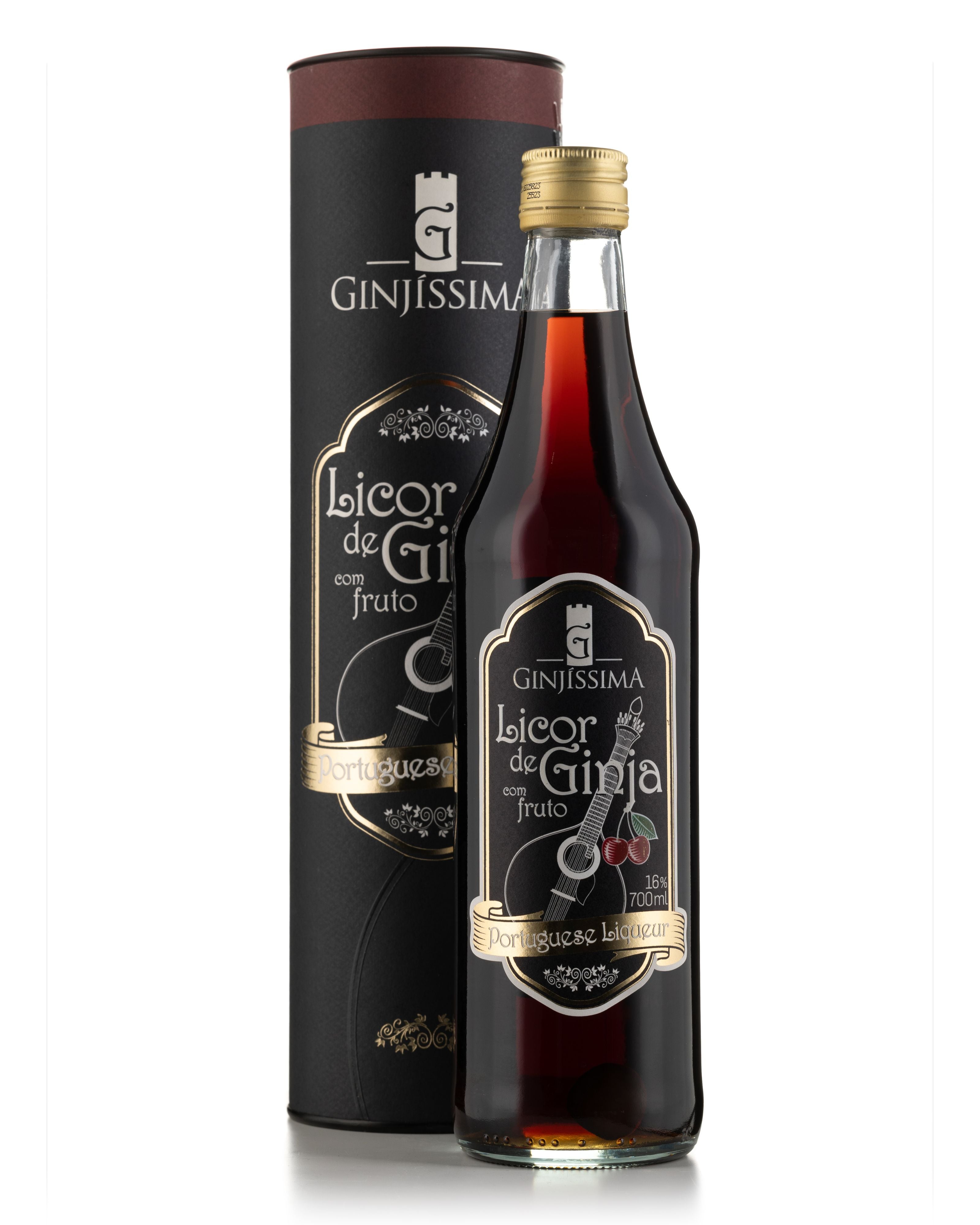 Sour Cherry Liqueur with Ginjíssima Fruit 70cl